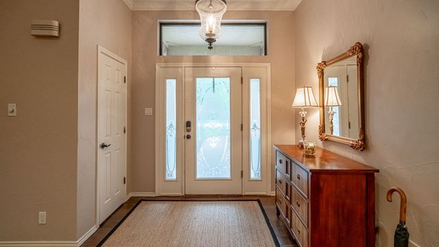 8902 Pleasant Hill Drive, Granbury, TX 76049