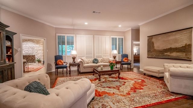 8902 Pleasant Hill Drive, Granbury, TX 76049