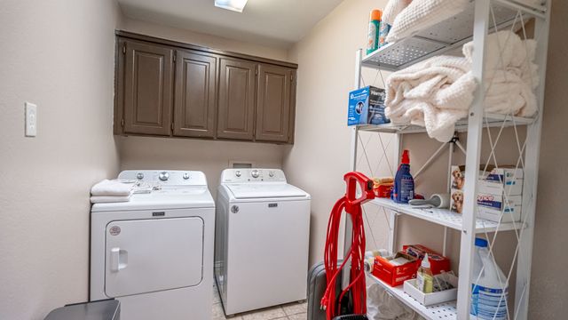8902 Pleasant Hill Drive, Granbury, TX 76049