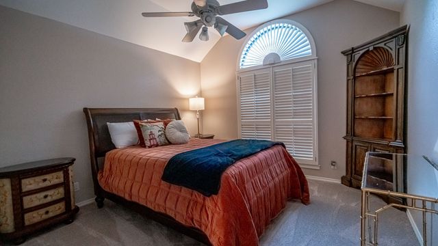 8902 Pleasant Hill Drive, Granbury, TX 76049