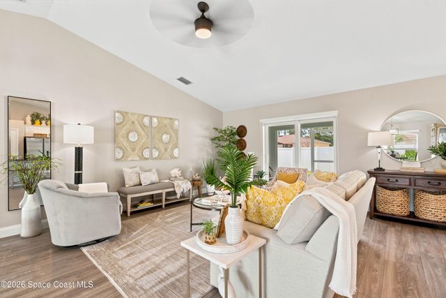 1224 Captiva Island Circle SW, Palm Bay, FL 32908
