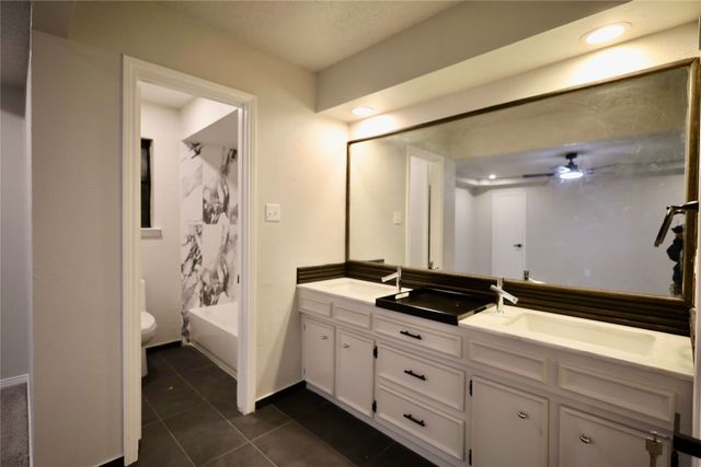 905 Pine Tree, Desoto, TX 75115