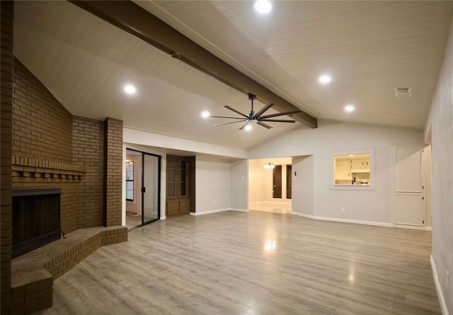 905 Pine Tree, Desoto, TX 75115