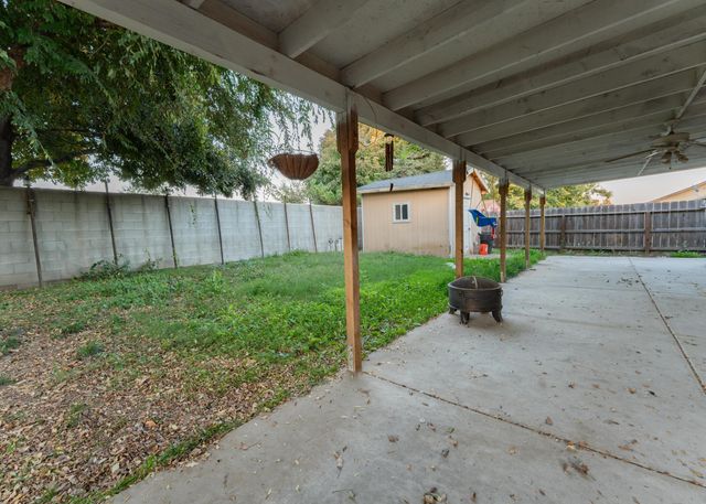 1914 Amarone Avenue, Tulare, CA 93274