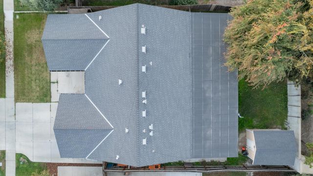 1914 Amarone Avenue, Tulare, CA 93274