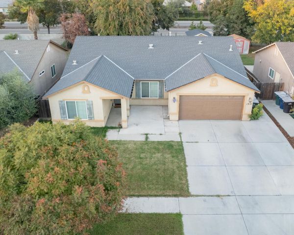 1914 Amarone Avenue, Tulare, CA 93274