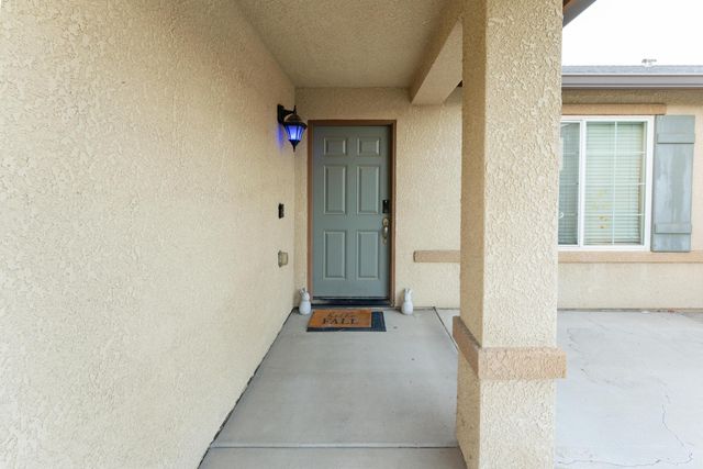 1914 Amarone Avenue, Tulare, CA 93274