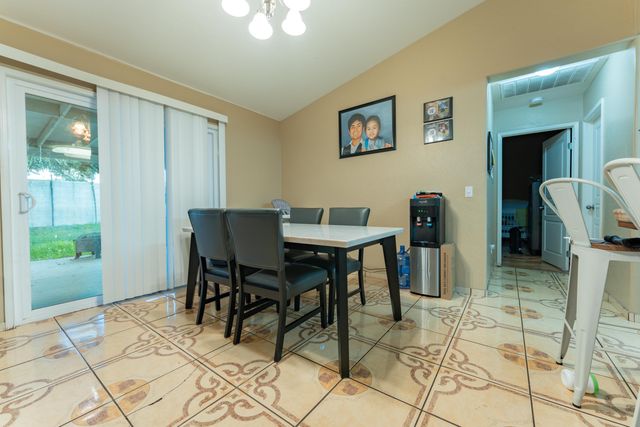 1914 Amarone Avenue, Tulare, CA 93274