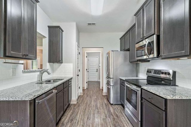 1010 Holliday Pass, Griffin, GA 30223