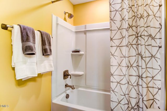 1010 Brockton Drive, Mebane, NC 27302