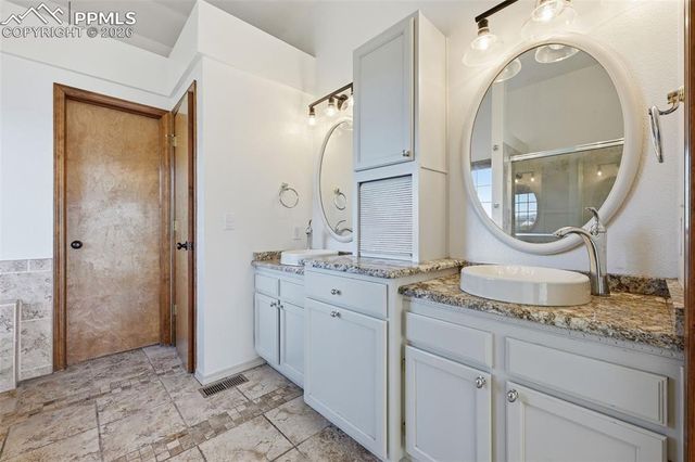 2860 Helmsdale Drive, Colorado Springs, CO 80920