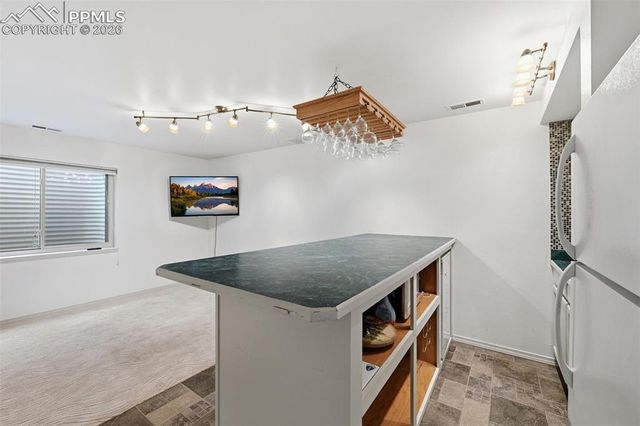 2860 Helmsdale Drive, Colorado Springs, CO 80920