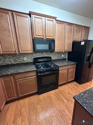 10312 Colony Bee Pl, Mechanicsville, VA 23116