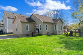 72 Gratiot Avenue, Mount Clemens, MI 48043