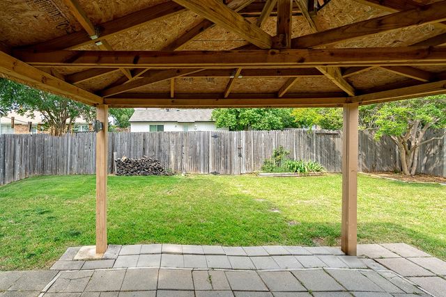 5409 Slay Drive, The Colony, TX 75056