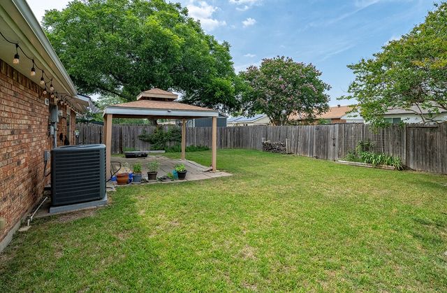 5409 Slay Drive, The Colony, TX 75056