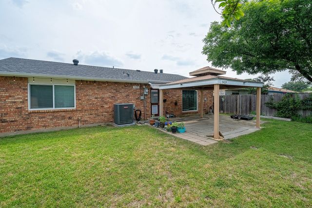 5409 Slay Drive, The Colony, TX 75056