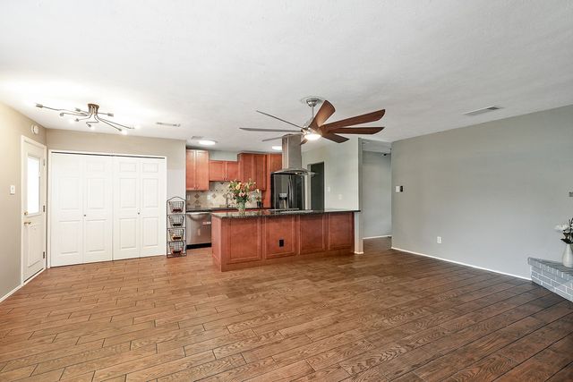 5409 Slay Drive, The Colony, TX 75056