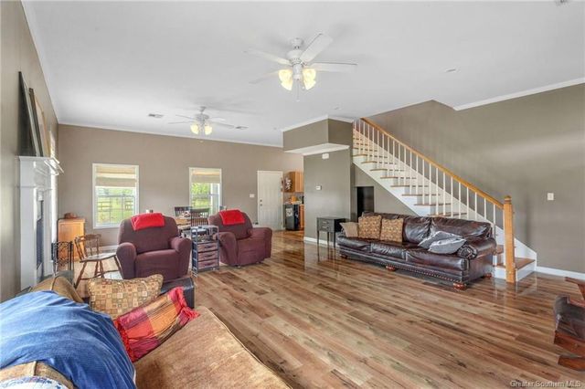 197 Stagecoach Lane, Sulphur, LA 70663