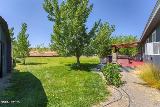 10815 Iroquois Trail, Stagecoach, NV 89429