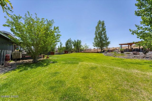 10815 Iroquois Trail, Stagecoach, NV 89429