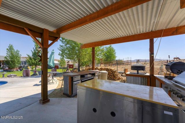 10815 Iroquois Trail, Stagecoach, NV 89429