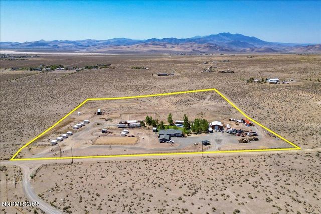10815 Iroquois Trail, Stagecoach, NV 89429