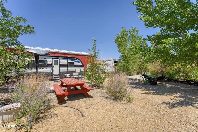 10815 Iroquois Trail, Stagecoach, NV 89429