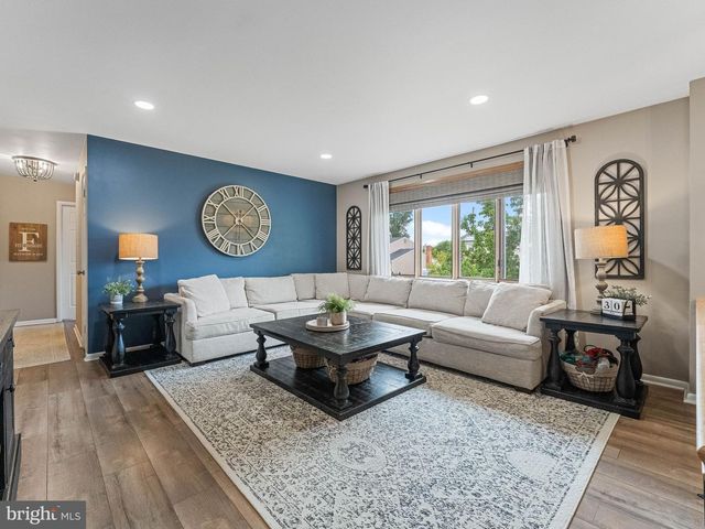 34 ABBINGTON LN, Sewell, NJ 08080