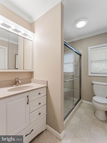 34 ABBINGTON LN, Sewell, NJ 08080