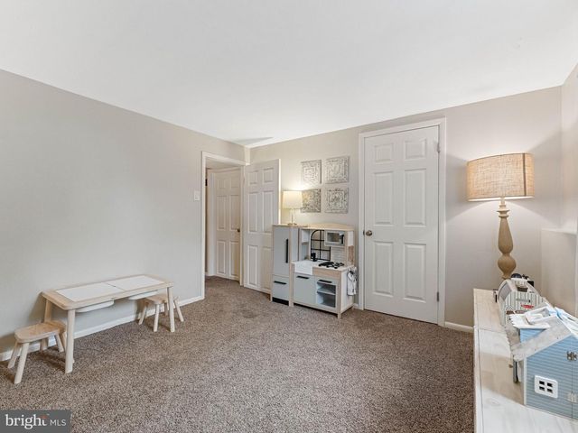 34 ABBINGTON LN, Sewell, NJ 08080