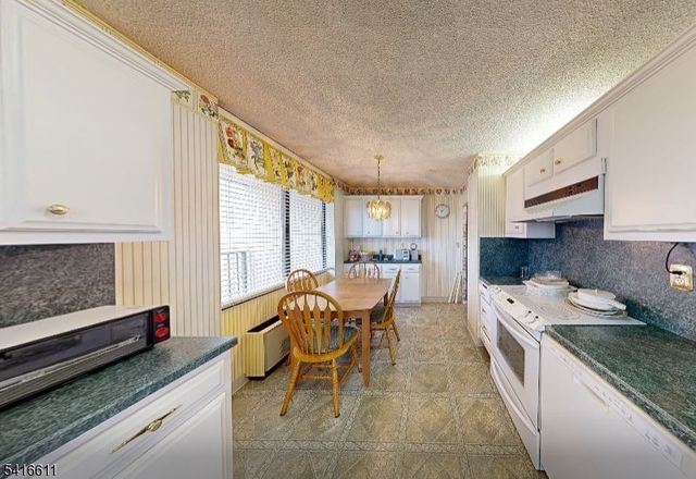 300 Winston Dr-C0210, Cliffside Park Boro, NJ 07010