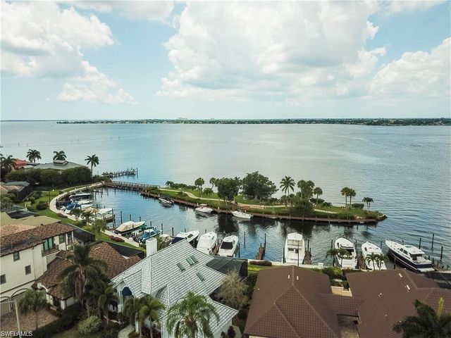 12793 Yacht Club CIR, Fort Myers, FL 33919