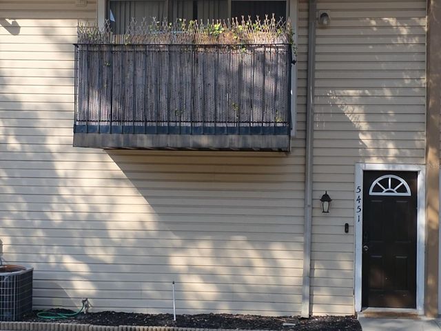 5451 SWEETWATER TERRACE CIRCLE, Tampa, FL 33634