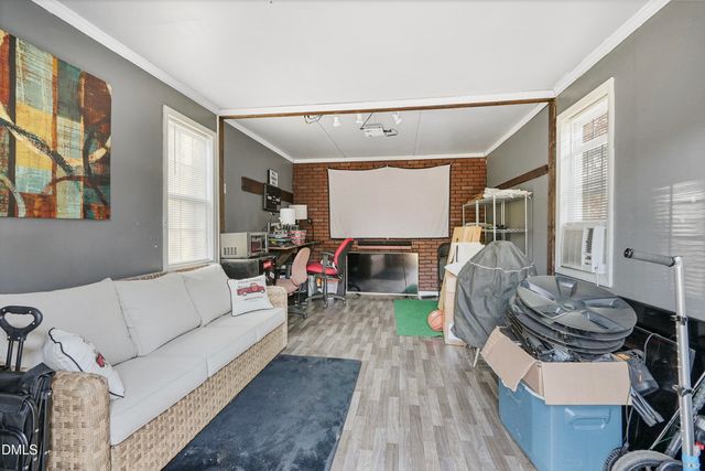 215 St Jiles Drive, Clayton, NC 27520