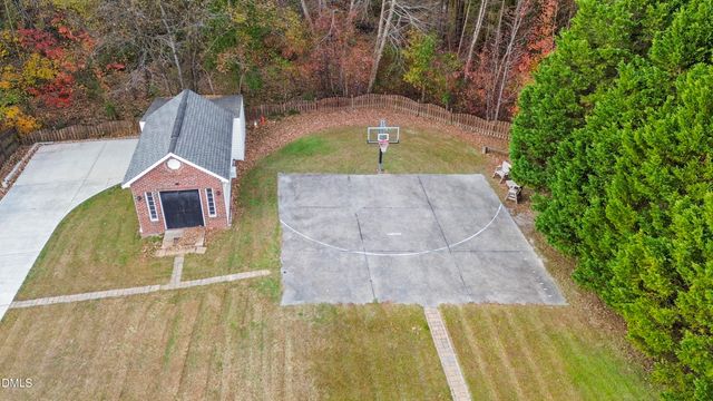 215 St Jiles Drive, Clayton, NC 27520