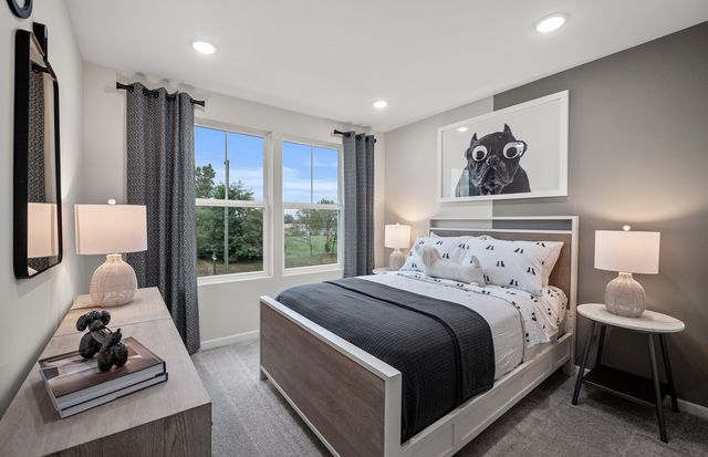 240 Warren Lane 11348, Schaumburg, IL 60193