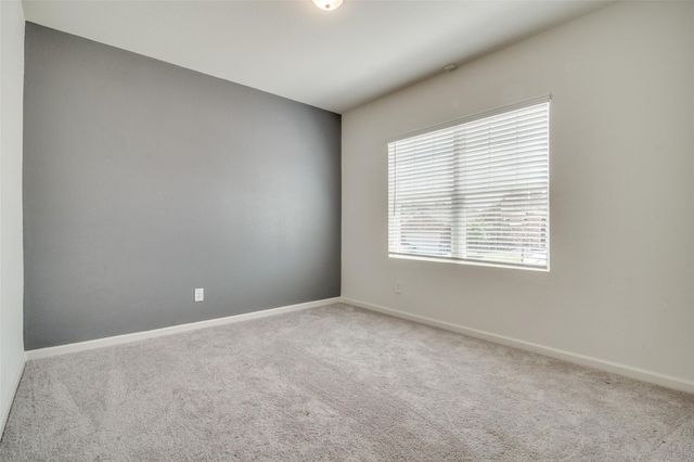 731 Yorkshire Drive, Lavon, TX 75166