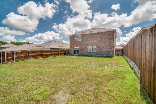 731 Yorkshire Drive, Lavon, TX 75166