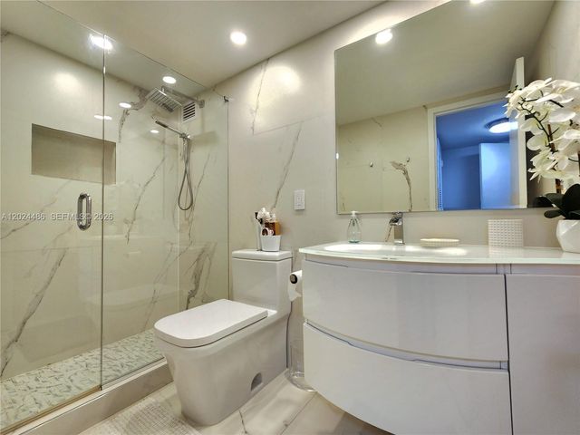 2030 S Ocean Dr 923, Hallandale Beach, FL 33009
