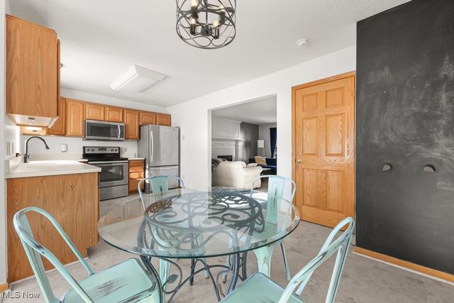 4464 Newcastle Cove, Brunswick, OH 44212