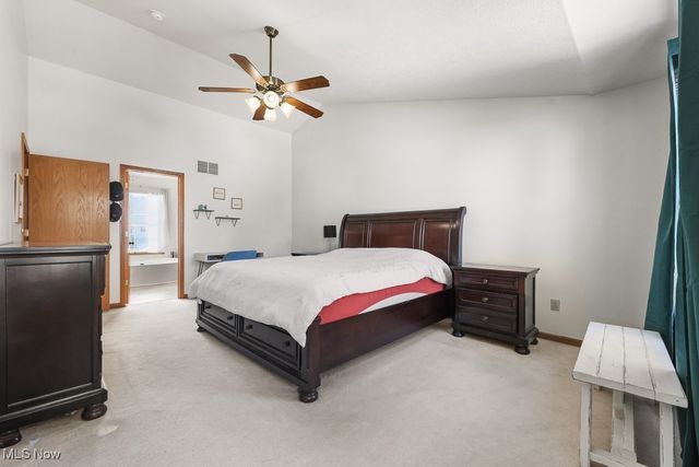 4464 Newcastle Cove, Brunswick, OH 44212