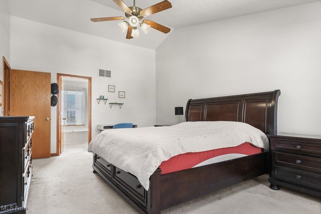 4464 Newcastle Cove, Brunswick, OH 44212