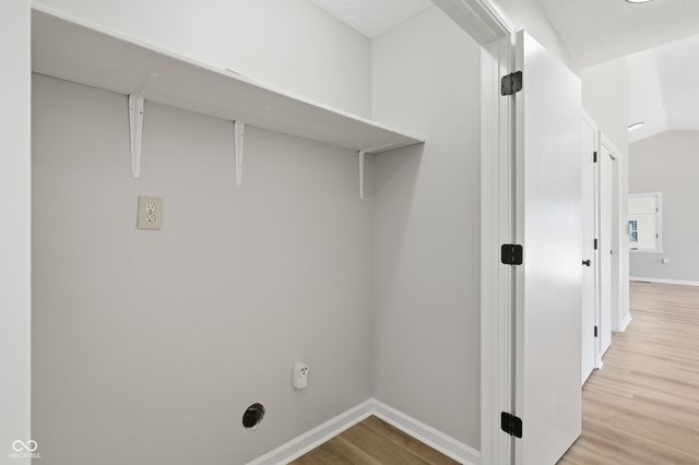 6935 Deerbrook Court, Indianapolis, IN 46214