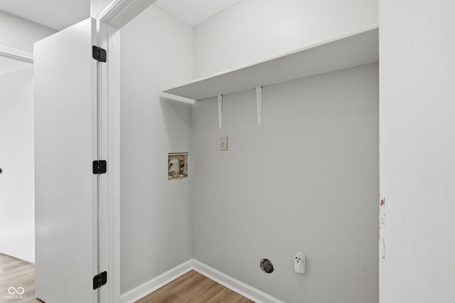 6935 Deerbrook Court, Indianapolis, IN 46214