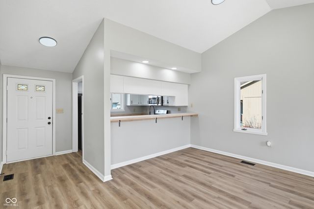 6935 Deerbrook Court, Indianapolis, IN 46214