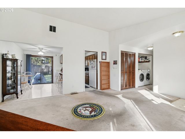 6695 Sw 172ND Ave, Beaverton, OR 97007