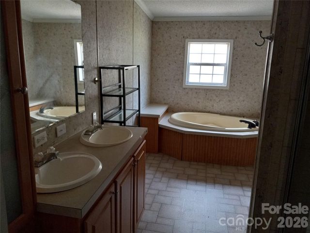 130 Gray Fox Drive, Lawndale, NC 28090