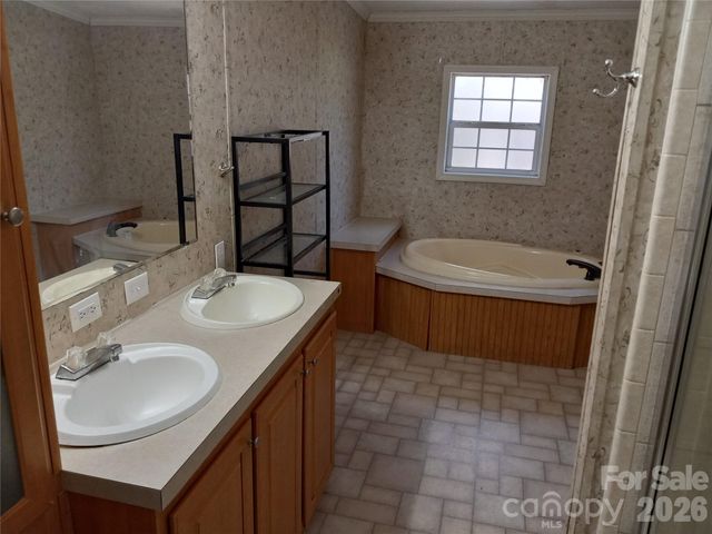 130 Gray Fox Drive, Lawndale, NC 28090