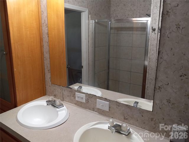 130 Gray Fox Drive, Lawndale, NC 28090